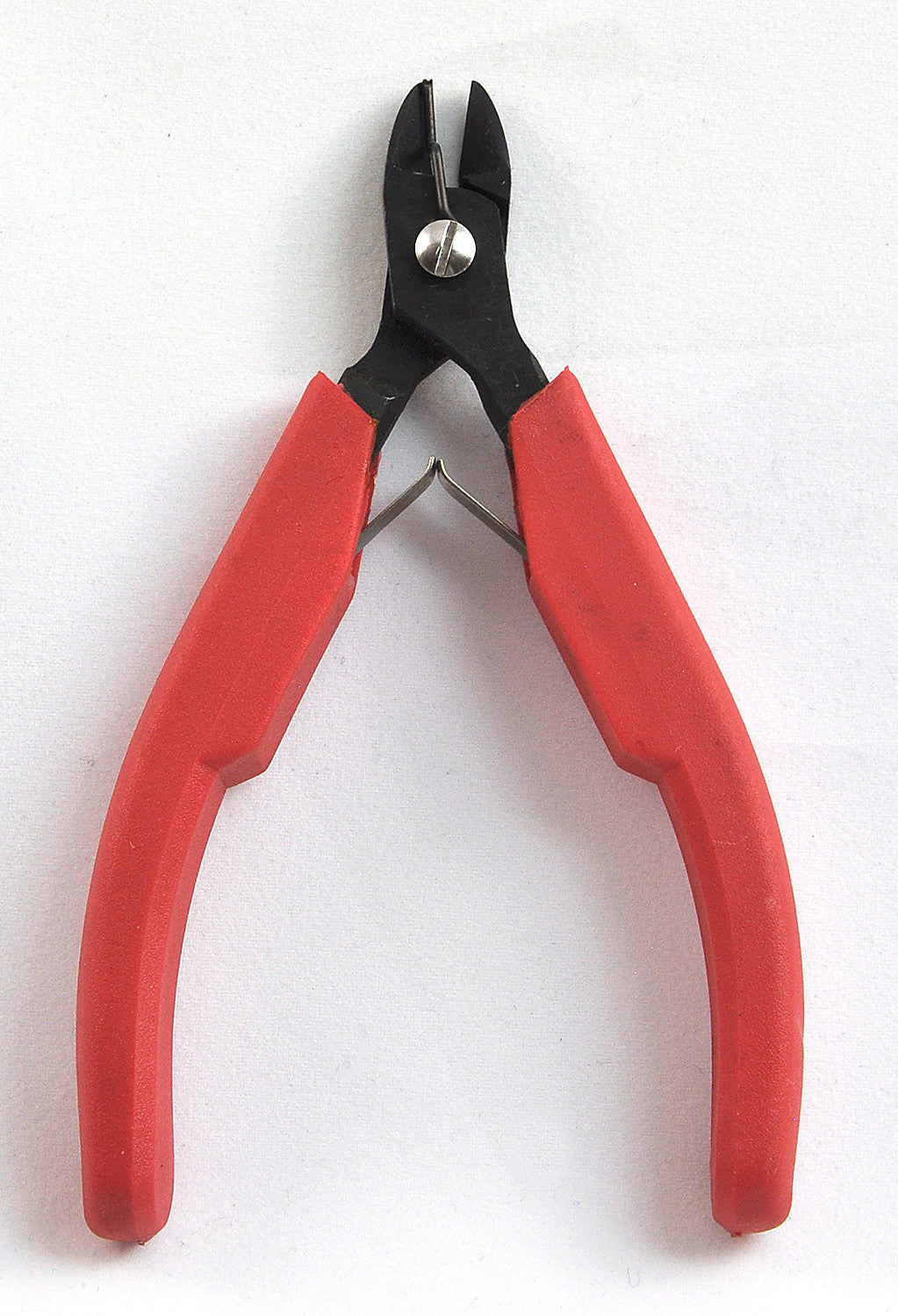 Flush Cutter with Wire Catcher