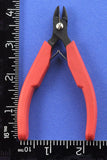 Flush Cutter with Wire Catcher